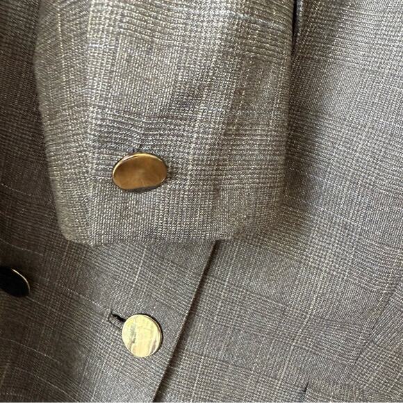 Lafayette 148 NY Pin Striped 4 Button Women's Blazer Size 4 Office Professional - Picture 5 of 5